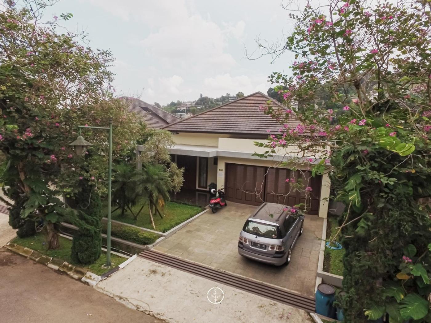 Tulip Hill View Villa 5 Bedrooms With A Private Swimming Pool Bandung Exterior foto